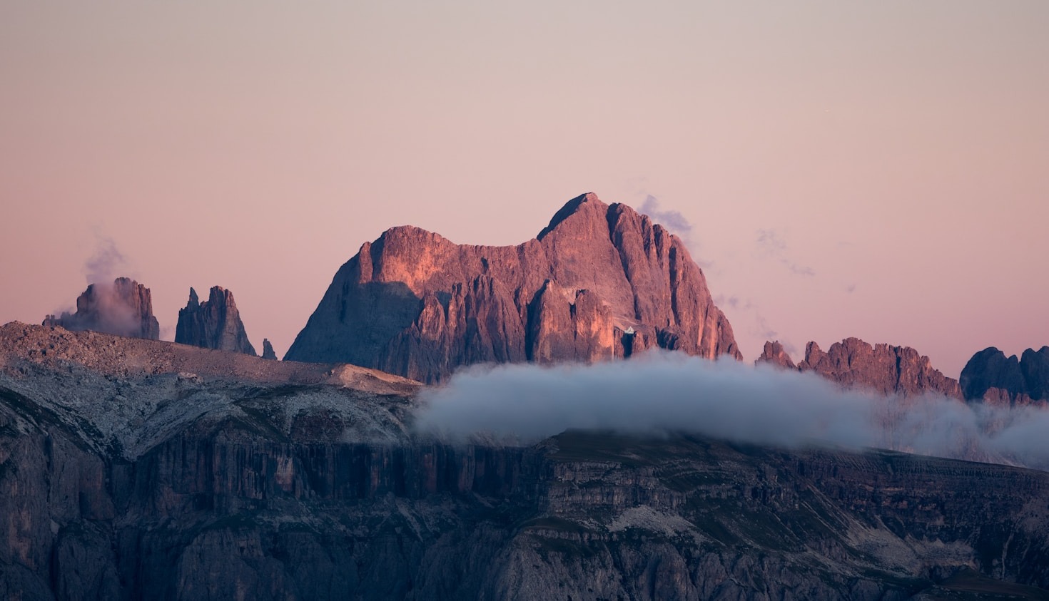Budget Hacks For The Savvy Global Traveler